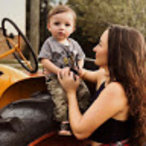 Meet your Posher, Elizabeth